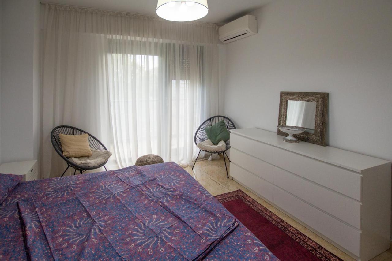 Sns Apartament In Vila Sophia 마마이아 외부 사진