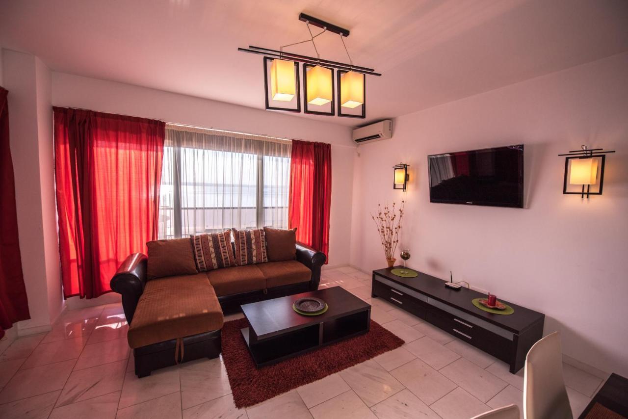 Sns Apartament In Vila Sophia 마마이아 외부 사진