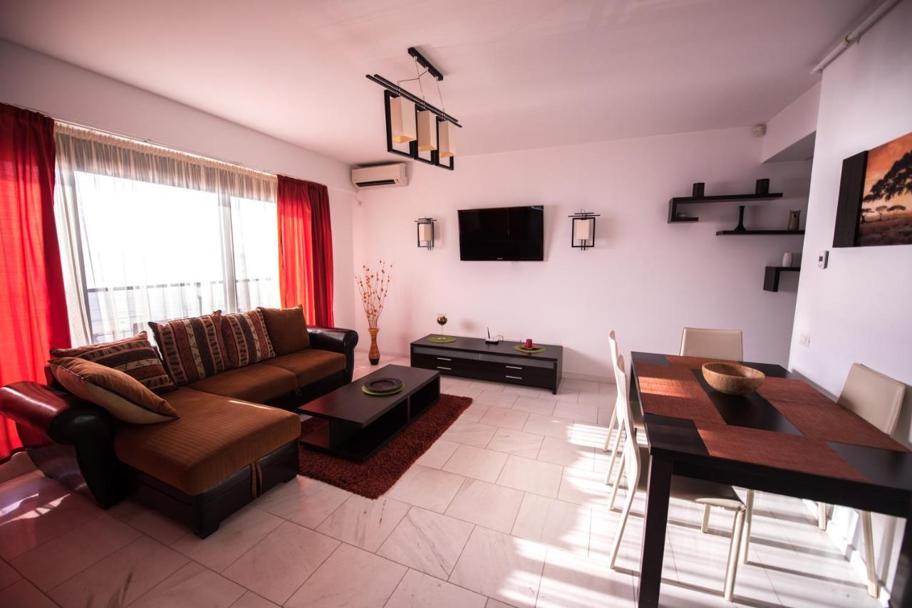 Sns Apartament In Vila Sophia 마마이아 외부 사진