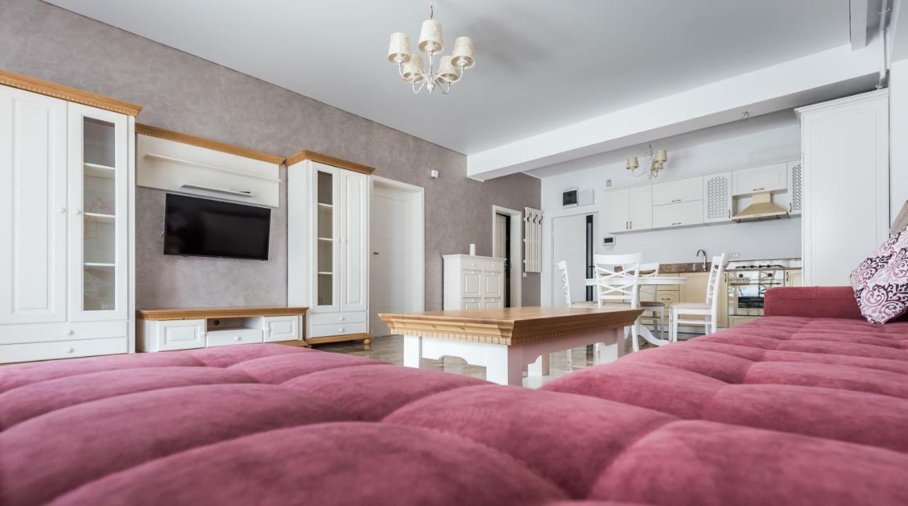Sns Apartament In Vila Sophia 마마이아 외부 사진